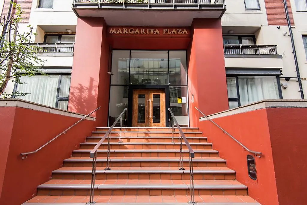 Margarita Plaza Hotel Belfast 0*,